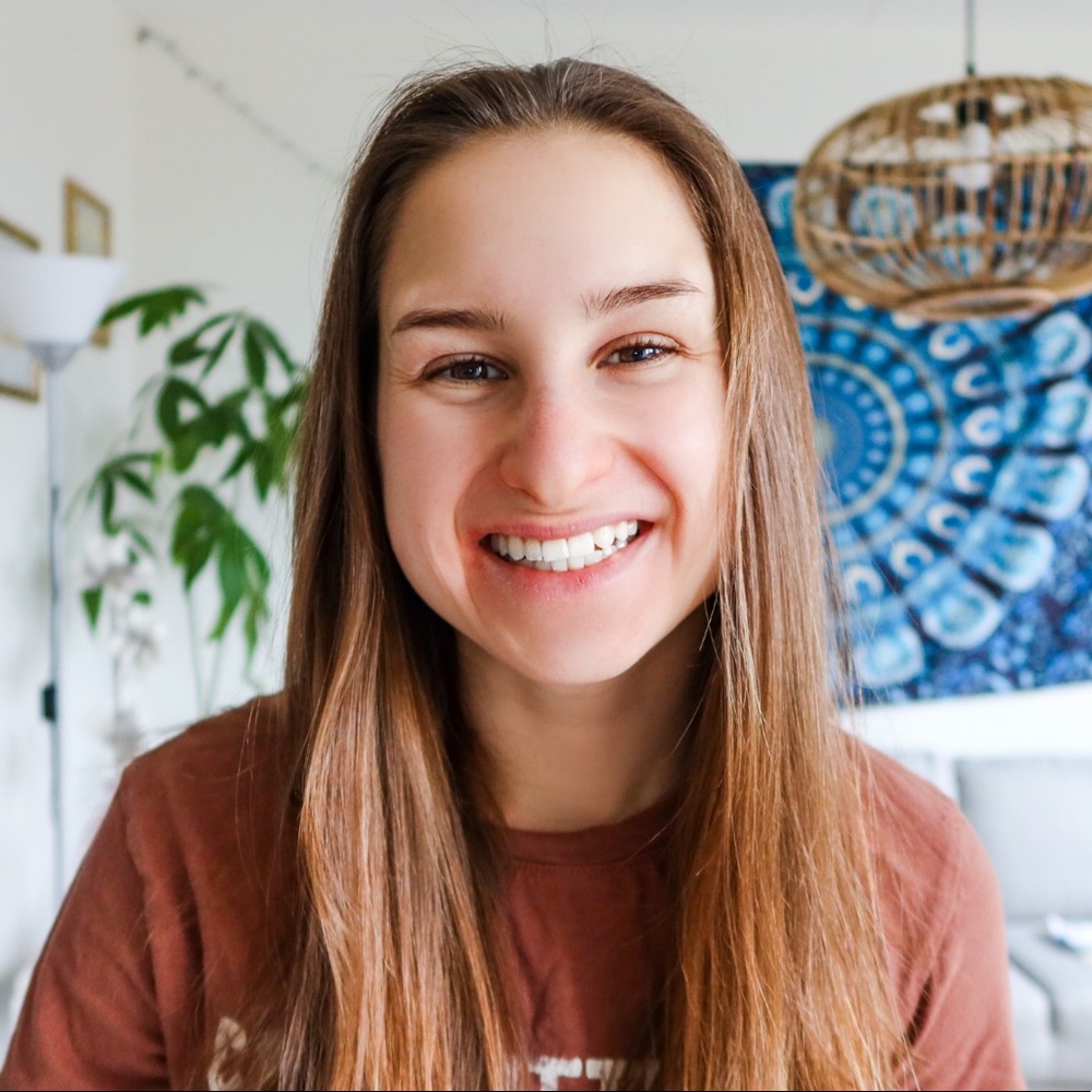 Meet your Posher, Livia